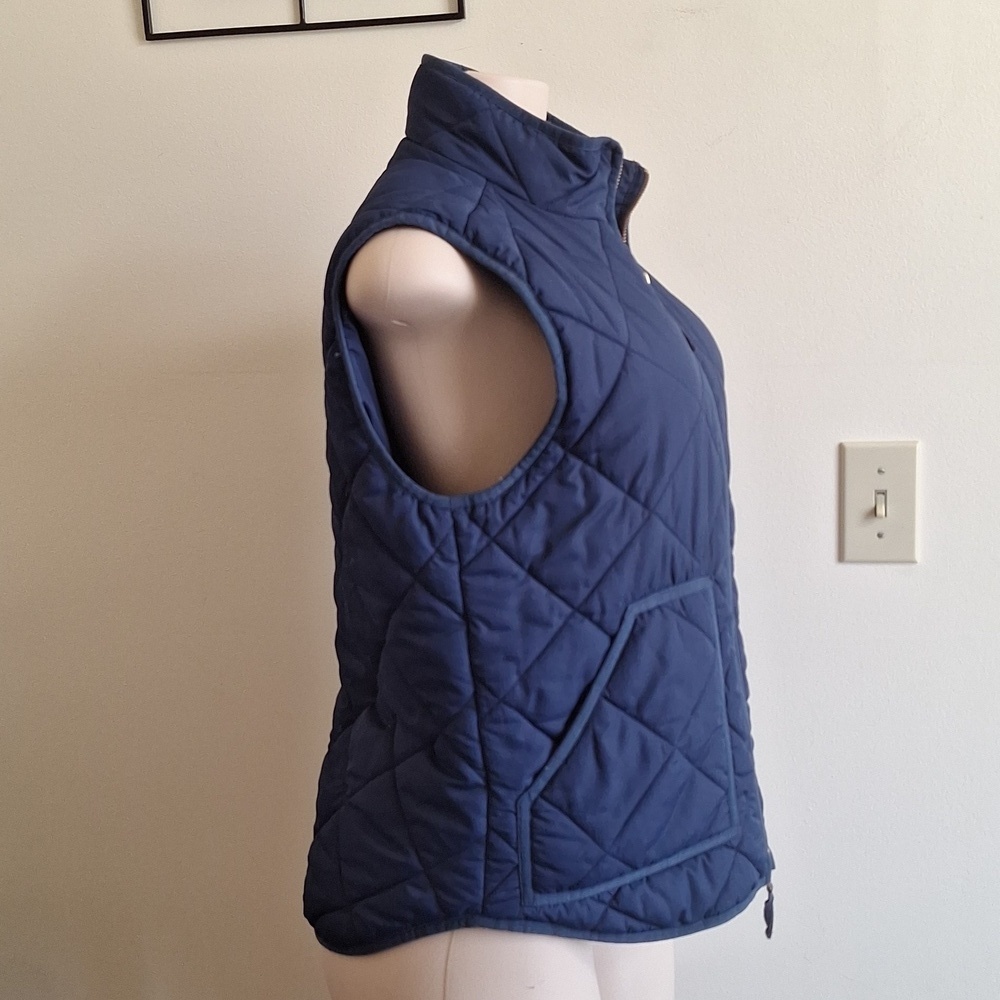 J.Crew Midnight Blue Quilted Excursion Vest Diamond Stitch Puffer Size M Preppy - Picture 8 of 10
